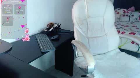 Snapshot of stefy_gomez_ chatting on 29, 11, 2025 Estefany online show from 29, 11, 2025