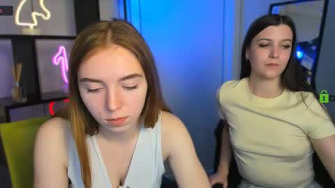 stella_flower online show from 17, 3, 2026