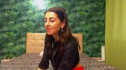 Snapshot of stella_john chatting on 1, 1, 2025 Stella John online show from 1, 1, 2025