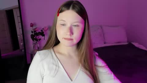 Snapshot of stella_sunny chatting on 3, 1, 2025 stella_sunny online show from 3, 1, 2025