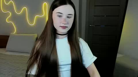 Snapshot of stella_sunny chatting on 17, 12, 2025 stella_sunny online show from 17, 12, 2025