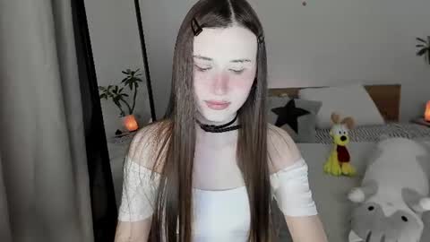 stella_sunny online show from 5, 8, 2026