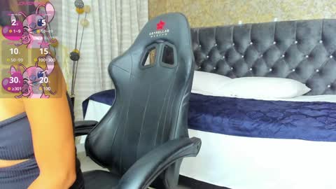 Estella online show from 7, 2, 2025