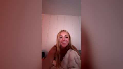 Snapshot of stellabound chatting on 19, 12, 2025 stellabound online show from 19, 12, 2025