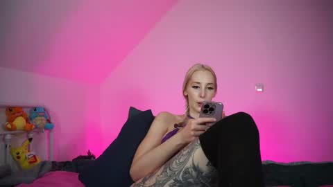 StellaCinderella online show from 5, 3, 2025