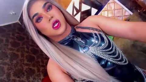 Snapshot of stellagrayts chatting on 23, 1, 2025 CALL ME STELLA online show from 23, 1, 2025