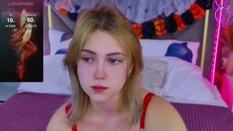 Snapshot of stellahaart chatting on 6, 11, 2025 Stella 3 online show from 6, 11, 2025