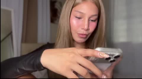 GODDESS STELLA online show from 9, 6, 2026