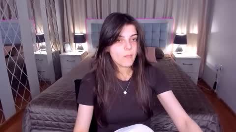 StellaRainbow online show from 18, 3, 2026