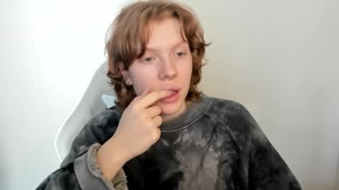 S T E L L A online show from 17, 2, 2026