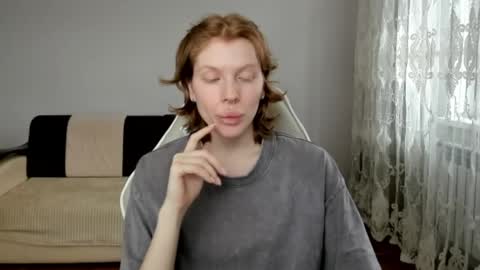 S T E L L A online show from 13, 4, 2026