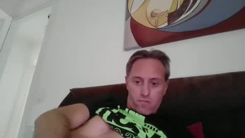 Snapshot of sten015 chatting on 30, 9, 2025 sten015 online show from 30, 9, 2025