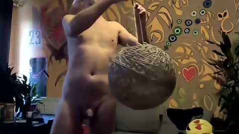 lee online show from 23, 2, 2025