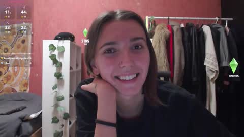 Stephanie 3 online show from 25, 9, 2025