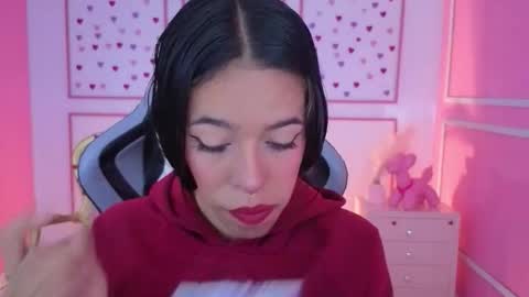 Stephania online show from 23, 10, 2025