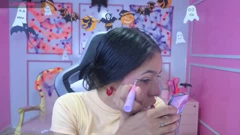 Stephania online show from 28, 10, 2025