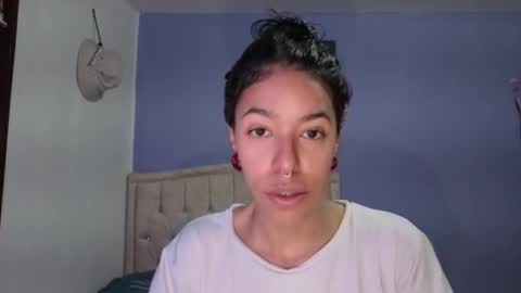 Snapshot of stephania_t chatting on 13, 3, 2026 Stephania online show from 13, 3, 2026