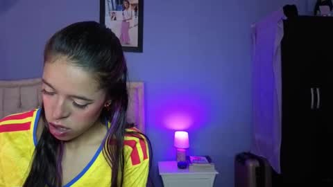 Snapshot of stephania_t chatting on 26, 3, 2026 Stephania online show from 26, 3, 2026