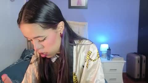 Snapshot of stephania_t chatting on 31, 3, 2026 Stephania online show from 31, 3, 2026