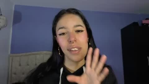 Snapshot of stephania_t chatting on 22, 6, 2026 Stephania online show from 22, 6, 2026