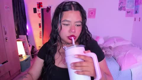 Stephanie  online show from 31, 1, 2025