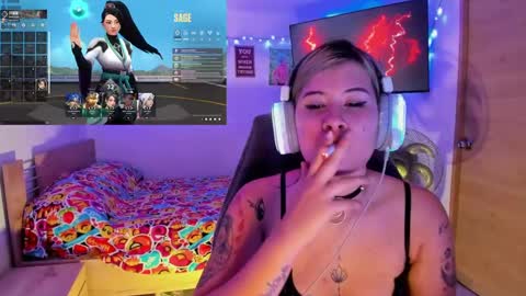 Stephany  independient model  online show from 22, 1, 2025