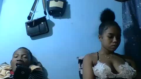 Snapshot of stephaolysca chatting on 10, 4, 2026 stephaolysca online show from 10, 4, 2026