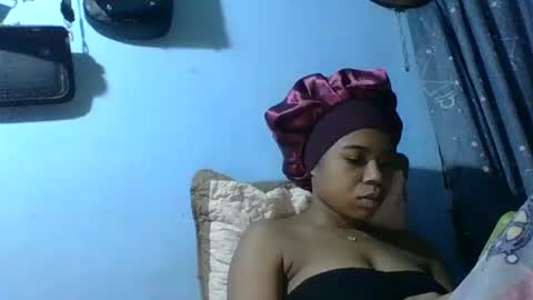 Snapshot of stephaolysca chatting on 8, 5, 2026 stephaolysca online show from 8, 5, 2026