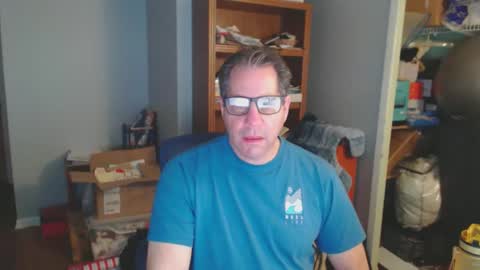 stephenhal9 online show from 19, 12, 2025