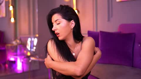 Snapshot of stephierouse chatting on 21, 9, 2025 Steph online show from 21, 9, 2025