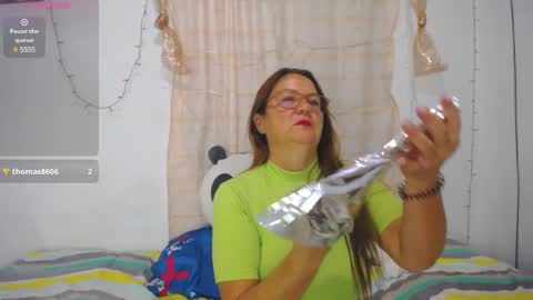Snapshot of stepmom_slut_50_ chatting on 19, 12, 2024 Angie mature online show from 19, 12, 2024