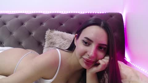 StepMommy19 online show from 25, 1, 2025