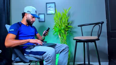 Snapshot of stev_velez chatting on 22, 10, 2025 Steve online show from 22, 10, 2025