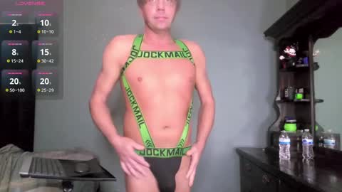 Im Yours online show from 23, 11, 2025