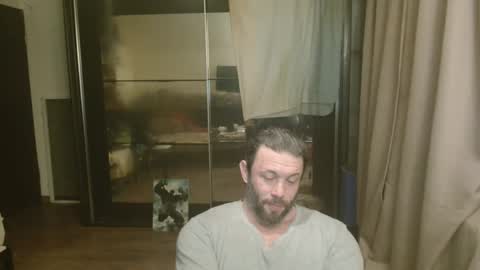 Snapshot of stevebulkzor chatting on 23, 4, 2026 Steve Oakenshield son of John son of Vasyl online show from 23, 4, 2026