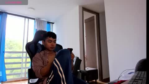 Esteban online show from 18, 10, 2025