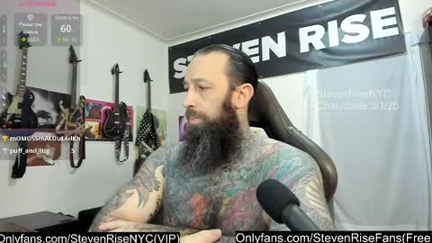 Snapshot of stevenrisenyc chatting on 1, 3, 2025 StevenRiseNYC online show from 1, 3, 2025