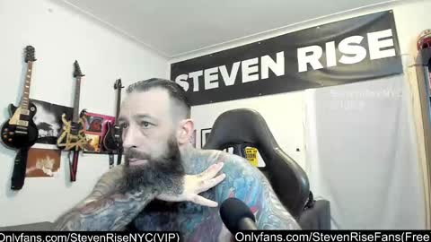 Snapshot of stevenrisenyc chatting on 13, 9, 2025 StevenRiseNYC online show from 13, 9, 2025