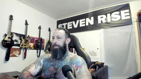Snapshot of stevenrisenyc chatting on 26, 9, 2025 StevenRiseNYC online show from 26, 9, 2025