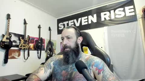 Snapshot of stevenrisenyc chatting on 12, 10, 2025 StevenRiseNYC online show from 12, 10, 2025