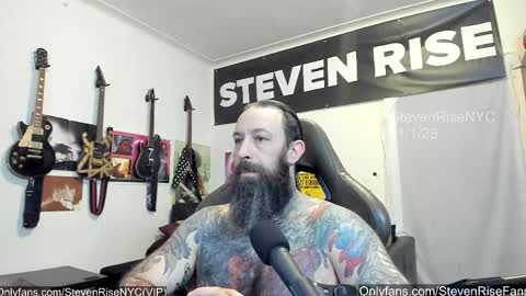 Snapshot of stevenrisenyc chatting on 1, 11, 2025 StevenRiseNYC online show from 1, 11, 2025