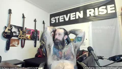 Snapshot of stevenrisenyc chatting on 6, 11, 2025 StevenRiseNYC online show from 6, 11, 2025