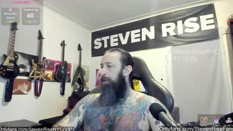 Snapshot of stevenrisenyc chatting on 16, 11, 2025 StevenRiseNYC online show from 16, 11, 2025