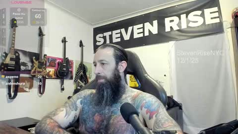 Snapshot of stevenrisenyc chatting on 1, 12, 2025 StevenRiseNYC online show from 1, 12, 2025