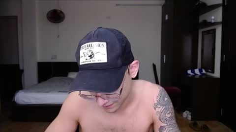 Alex   online show from 28, 2, 2025