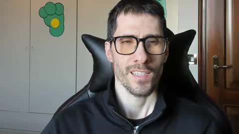 Steve online show from 4, 3, 2025