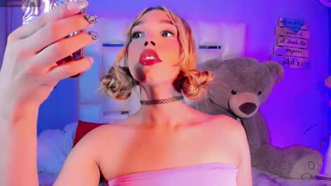 Steisee Reyes online show from 14, 11, 2025