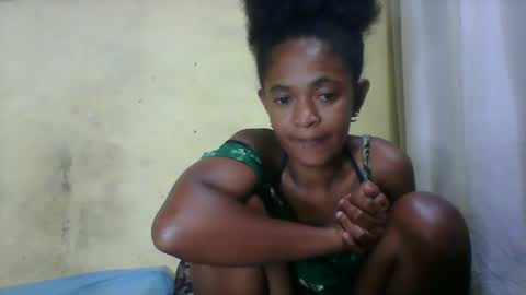 sthela915849 online show from 18, 1, 2026