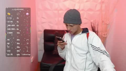 Snapshot of stich_23 chatting on 24, 6, 2026 Stich online show from 24, 6, 2026