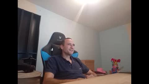 Snapshot of stickolive1 chatting on 9, 9, 2025 stickolive1 online show from 9, 9, 2025